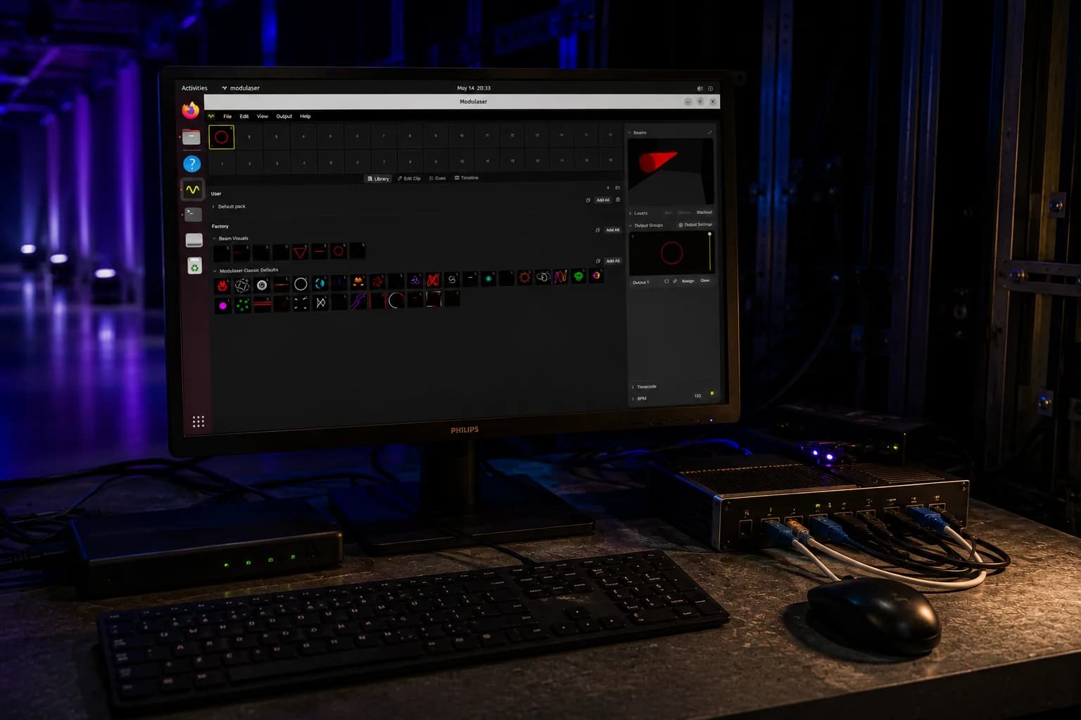 Modulaser running on Linux next to a multi-port USB hub